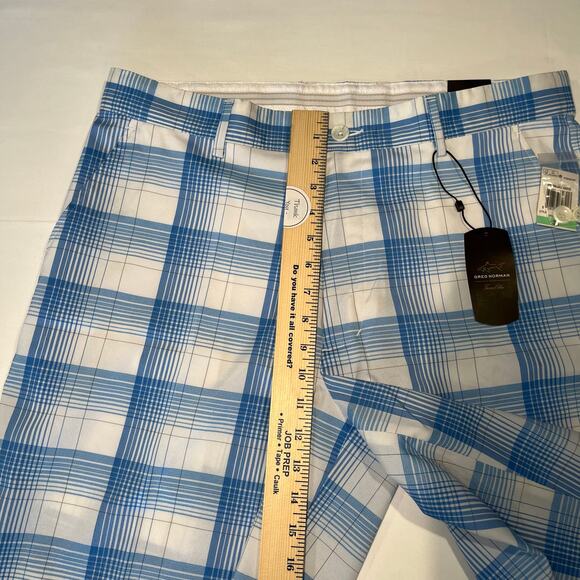 Greg Norman Performance Plaid Golf Shorts - Men's 34 - Blue/White Tasso Elba - Picture 8 of 9
